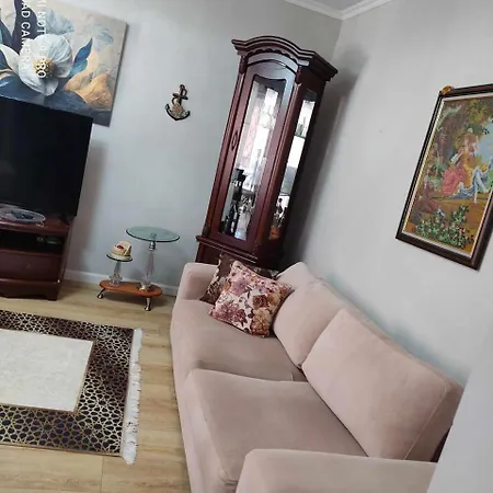 Downtown Apartment *