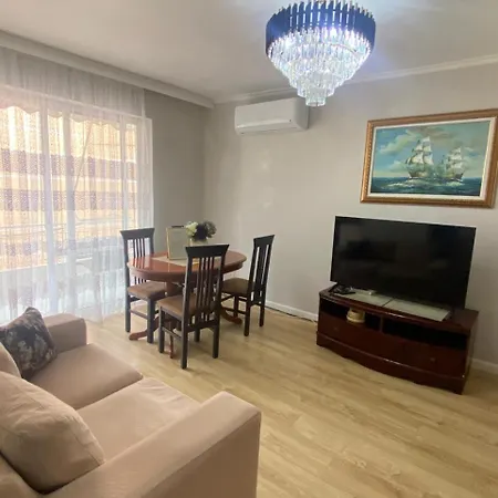 City-center Appartamento Himare